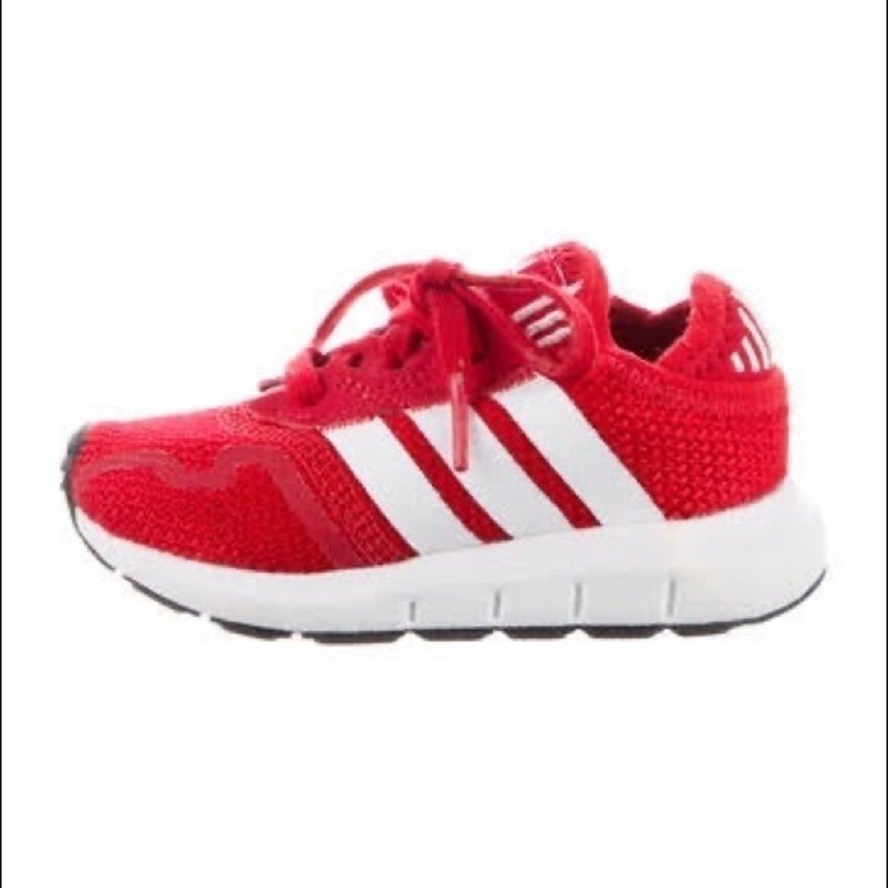 Swift Run Adidas red NWT 4K